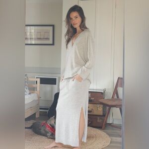Oats cashmere 100 % Cashmere Grint Maxi Skirt Long Side Slit In pebble Grey (XS)
